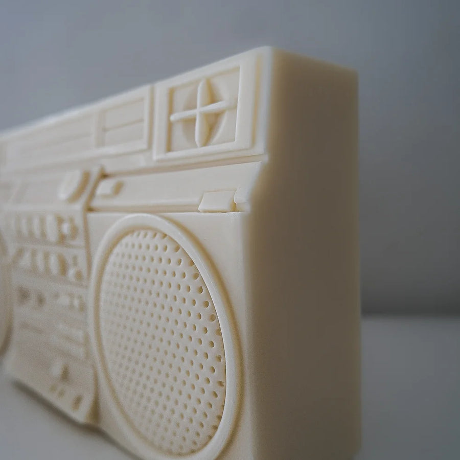 cent.ldn RC M90 boombox candle 1900g